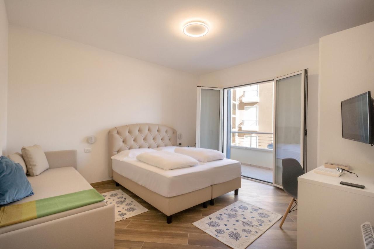Ferrari Apartments Levante กาออร์เล ภายนอก รูปภาพ